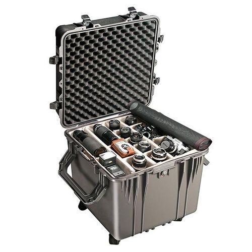 Pelican 0350 Cube Case with Dividers - Black
