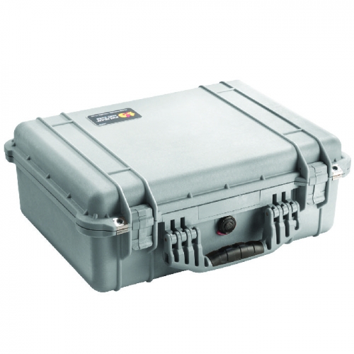 Pelican 1520 Case with Padded Divider Set - Silver
